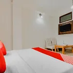 Oyo 12445 Hotel Marhaba United