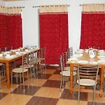 Hotel Himalayan Resort
