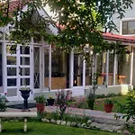 Mahatta Home Stay