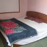Lake Boulevard Guest House