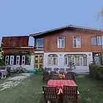 Hotel Lake Side