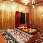 Gosani Guest House