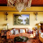 Karan Mahal