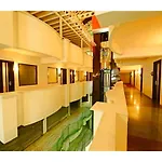 Hotel Aksa, Srinagar