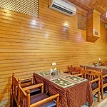 Oyo 82305 Hotel Ruby And Restaurant