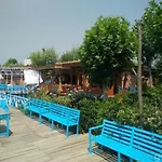 The Heritage Group Of Houseboats