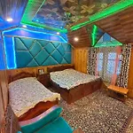 Exotic Young Shreen Houseboat