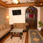 Hotel Green Rooms