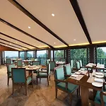 Golden Tulip Srinagar