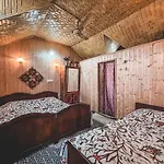 Golden Hopes Group Of Houseboats