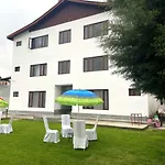 Hotel White Stone Srinagar