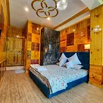 Padshapal Resorts
