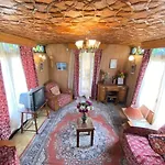 The Flostel Srinagar