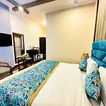 Grand Zamin Resort