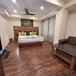 Hotel K28 Inn
