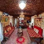 Newminar Group Of Houseboats