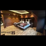 Hotel Limewood Inn , Srinagar