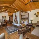 Lemon Tree Hotel Srinagar
