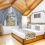 Lemon Tree Hotel Srinagar