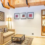 Lemon Tree Hotel Srinagar