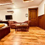 Walisons Hotel