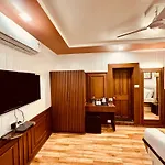 Walisons Hotel