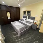 Khwaab Gah By The Khayabaan-Homestay Apartments Fully Furnished With Functional Kitchen, Wifi & Parking In City Centre