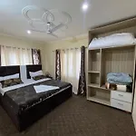 The Khayabaan - Luxurious Home Stay Away From Home