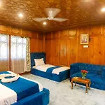 Wangnoo Heritage Houseboats