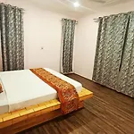 Moonshine Home Stay