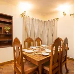Stayvista At Pinewood Villa - Pet Friendly Villa With Lawn & Pool Table