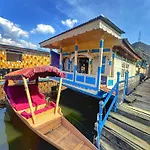 Lala Rukh Group Of Houseboats