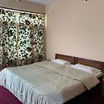 Nigeen Resort