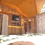 New Lucky Flower Group Of House Boat