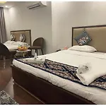 Hotel Al-Shemagh, Srinagar
