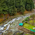 Stayvista At The Bear Necessities