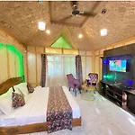 The Apollo 11 Luxury Houseboat