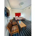Hotel Muneer Ishfan, Srinagar