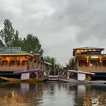 Crown Of India Group Of Houseboats