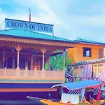 Crown Of India Group Of Houseboats
