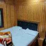 Hotel Azhar Srinagar