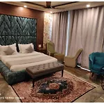 Hotel Mehtab Palace, Srinagar