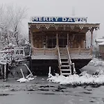 Merry Dawn Houseboat