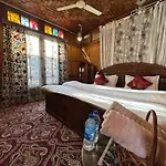 Heritage Lake Palace