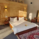 North Cliff Cafe & Retreat