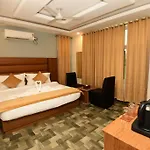 Jf Green Resorts - Near Srinagar Airport