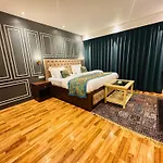 De Elaaf The Luxury Stay