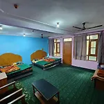 Hotel Sharjah Kashmir
