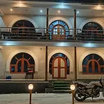 Damir Palace