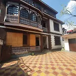 Hotel Wazir Palace